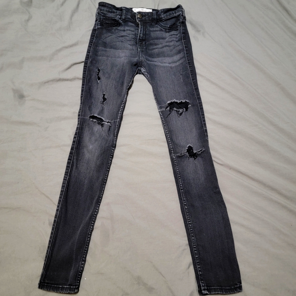 Hollister Destroyed High Rise Super Skinny Jeans